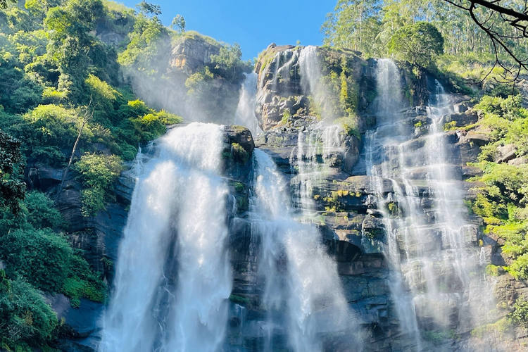 Bomburu Ella Wasserfall