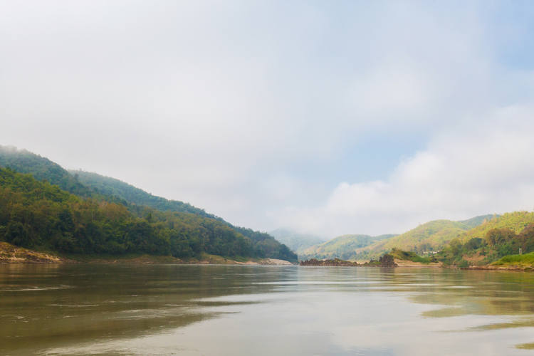 laos china reiseroute