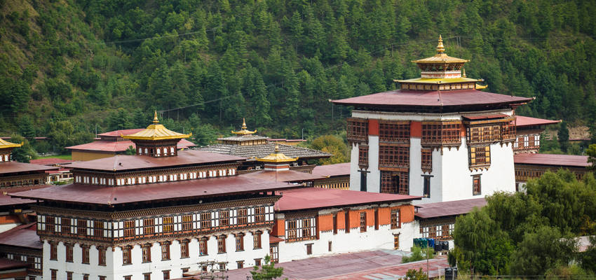 Das Weiße Haus von Bhutan, Tashichho Dzong